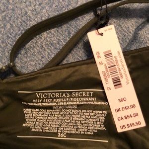 Victoria's Secret Intimates & Sleepwear - Victoria Secret Bra Victoria's Secret Intimates & Sleepwear - Victoria Secret Bra